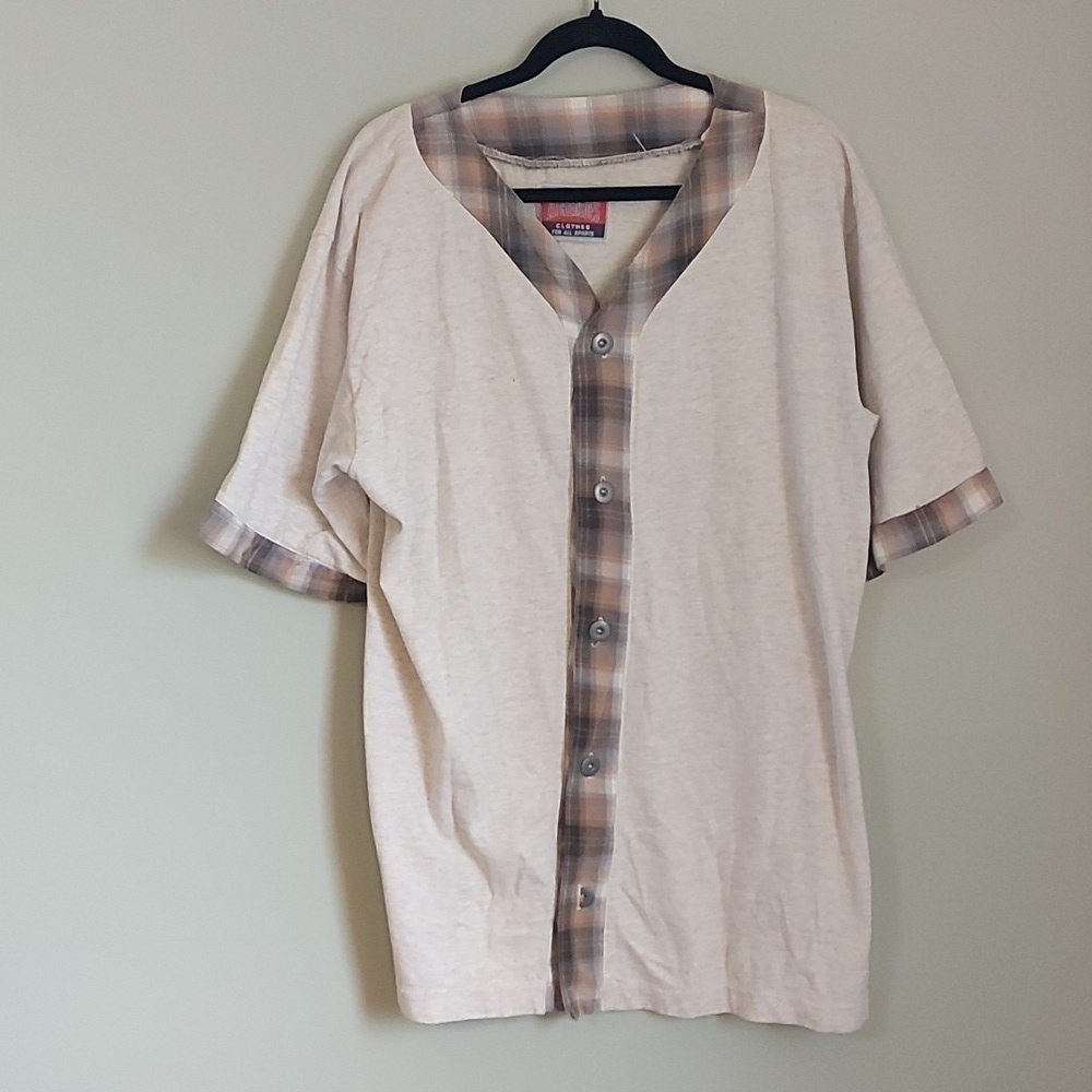 Button up tshirt- clothes for all sports